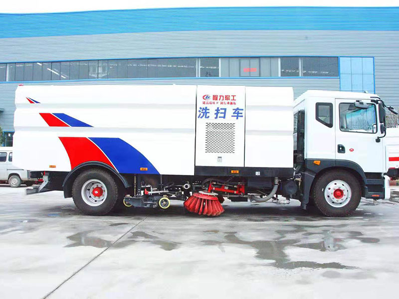 東風(fēng)多利卡D9洗掃車