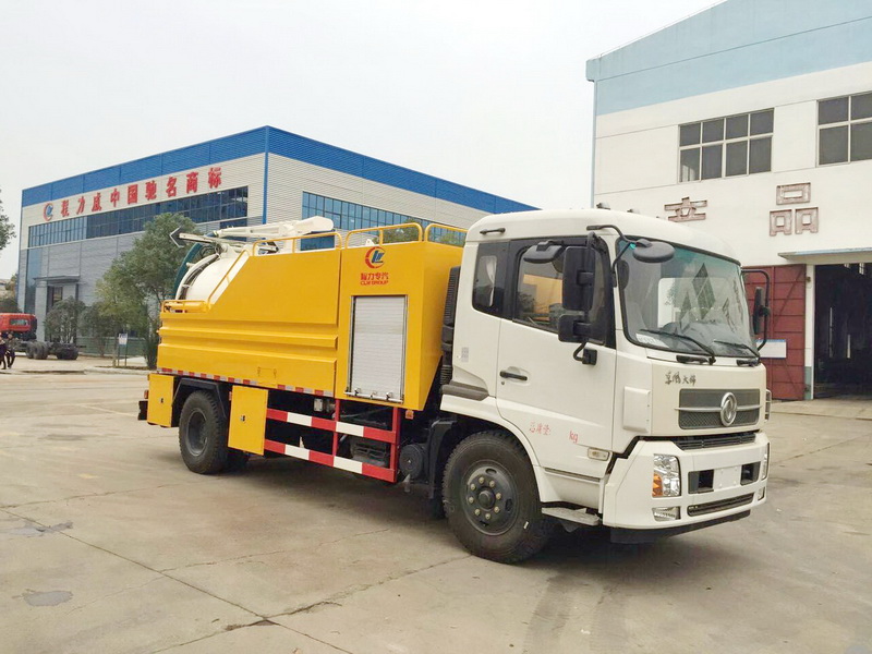 東風(fēng)天錦清洗吸污車(chē)