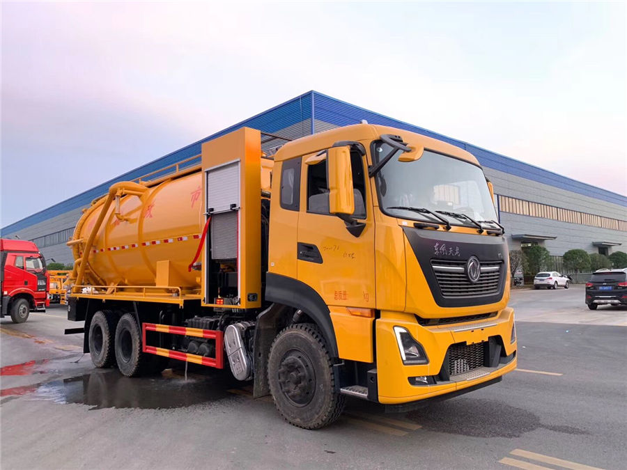 國六東風(fēng)天龍清洗吸污車（420馬力副發(fā)動機）