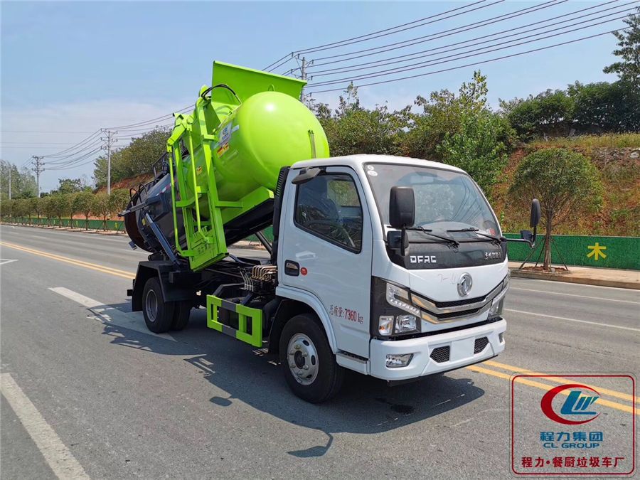 國六東風(fēng)小多利卡餐廚垃圾車