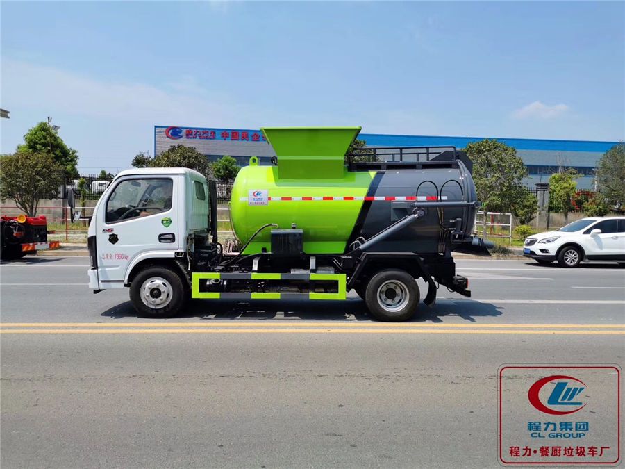 國六東風小多利卡餐廚垃圾車