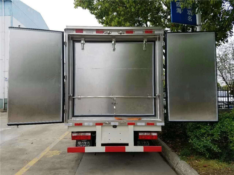 國六東風途逸醫療廢物轉運車