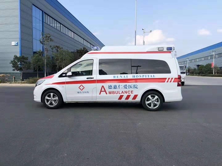 國(guó)六奔馳救護(hù)車|國(guó)六負(fù)壓監(jiān)護(hù)型救護(hù)車