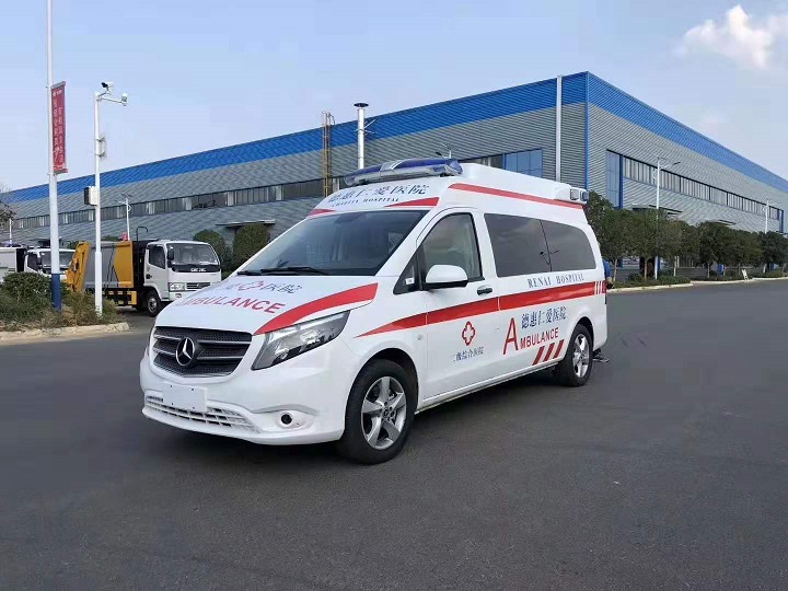 國(guó)六奔馳救護(hù)車|國(guó)六負(fù)壓監(jiān)護(hù)型救護(hù)車
