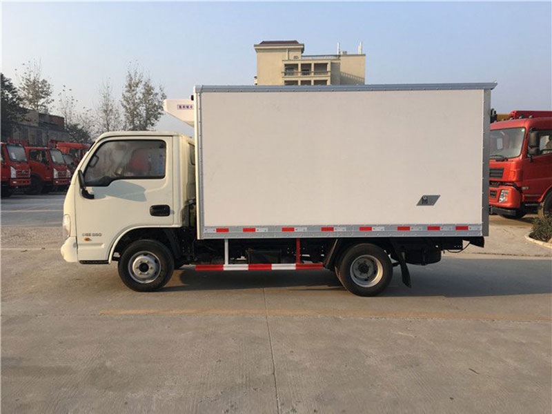躍進小福星3.5米冷藏車