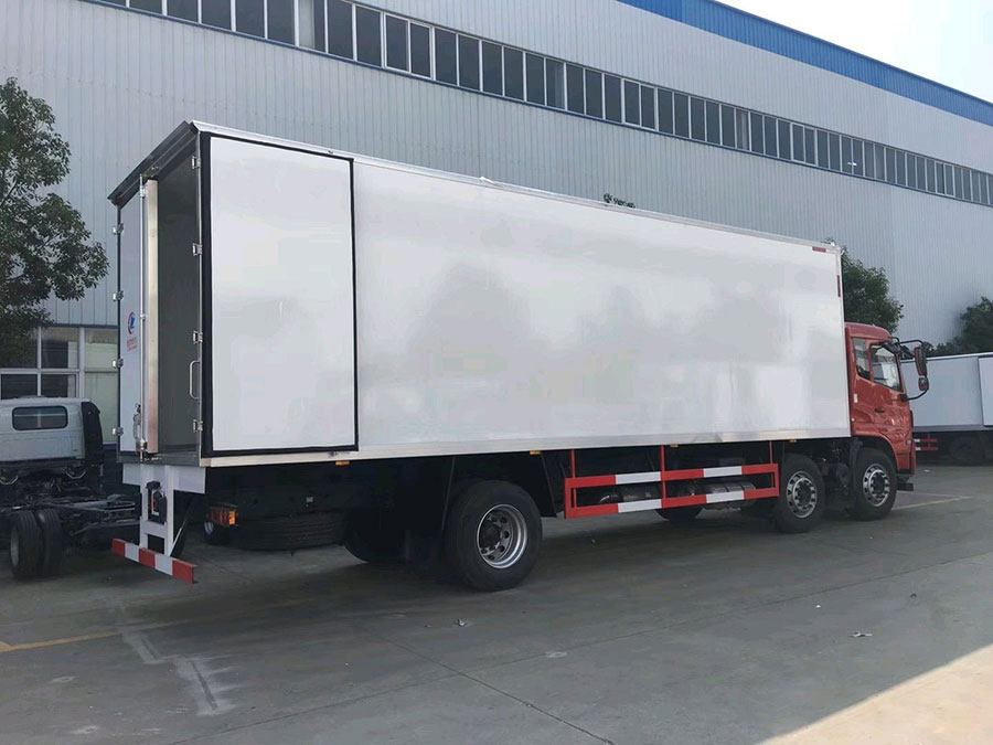 東風(fēng)天錦KR冷藏車(chē)|7.7米冷藏車(chē)