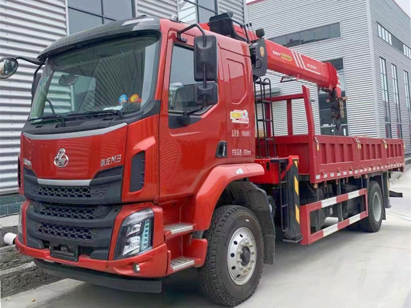 單橋隨車吊10噸多少錢一輛？