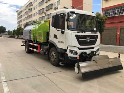 國(guó)六東風(fēng)天錦路面清洗車