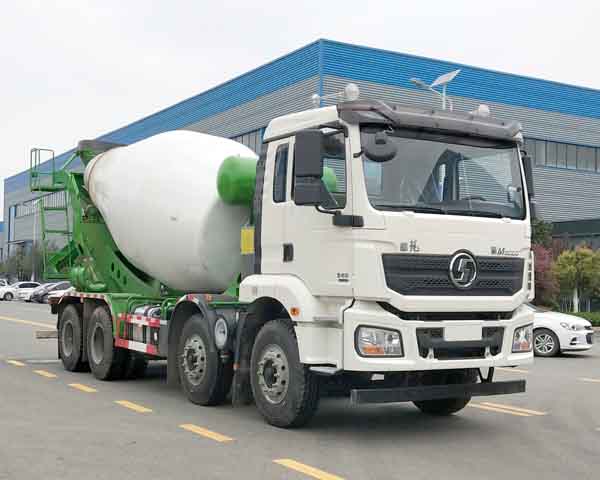 陜汽德龍前四后八混凝土攪拌運(yùn)輸車