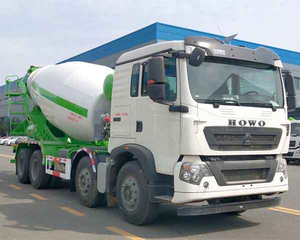 重汽豪沃前四后八混凝土攪拌運(yùn)輸車