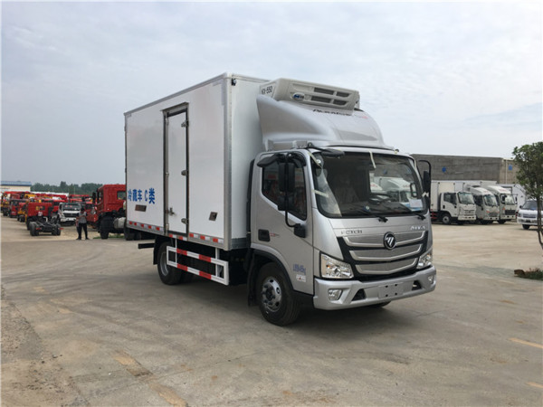 福田歐瑪卡4米2藍牌冷藏車